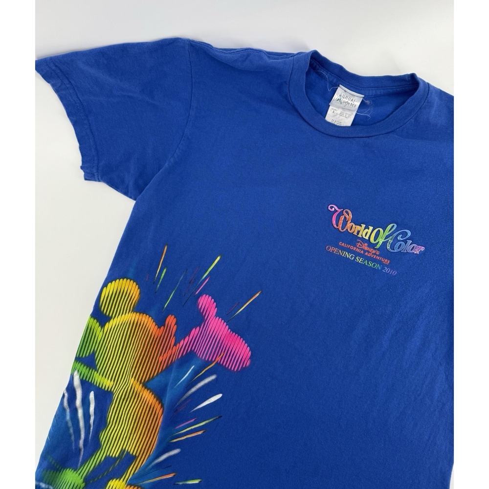 Vintage 2010 Disneyland Annual Passholder World of Color T-Shirt Graphic Size S - Picture 2 of 11